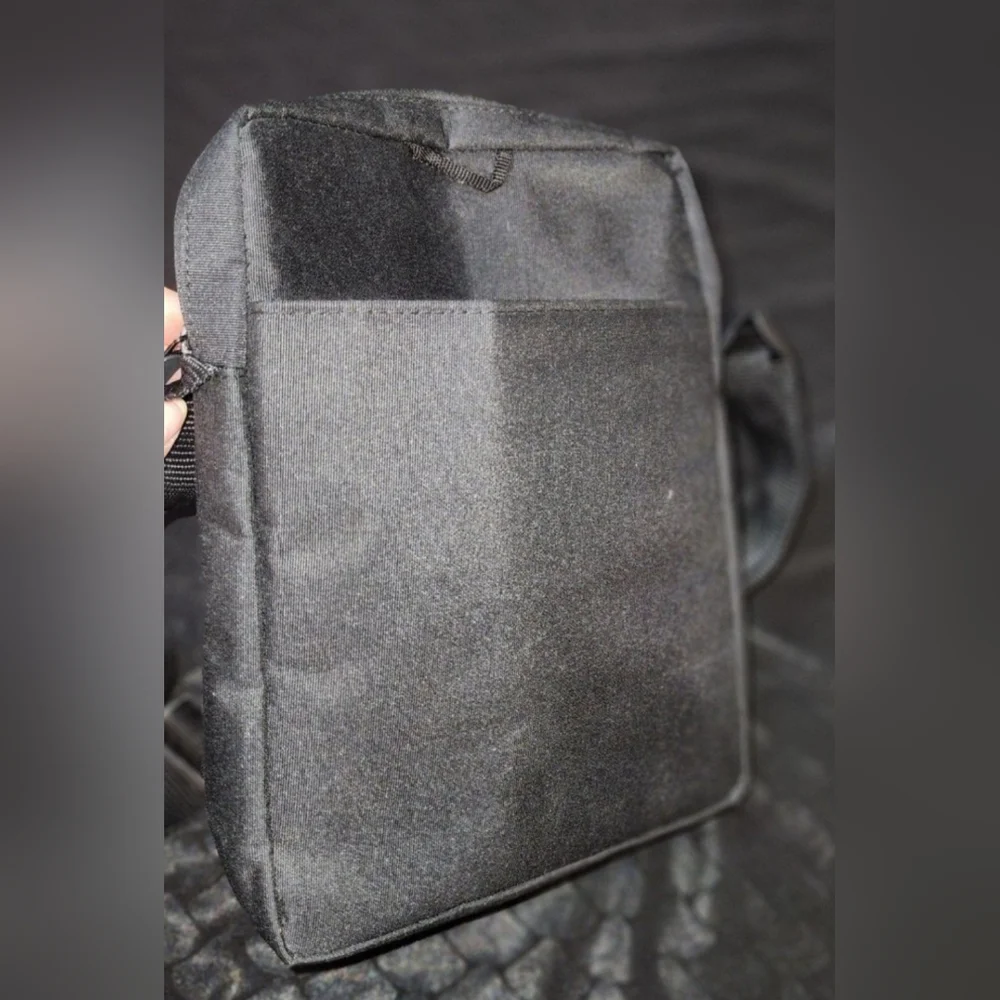 Go Travel Crossbody Messenger Bag, Black Nylon Shoulder Pouch